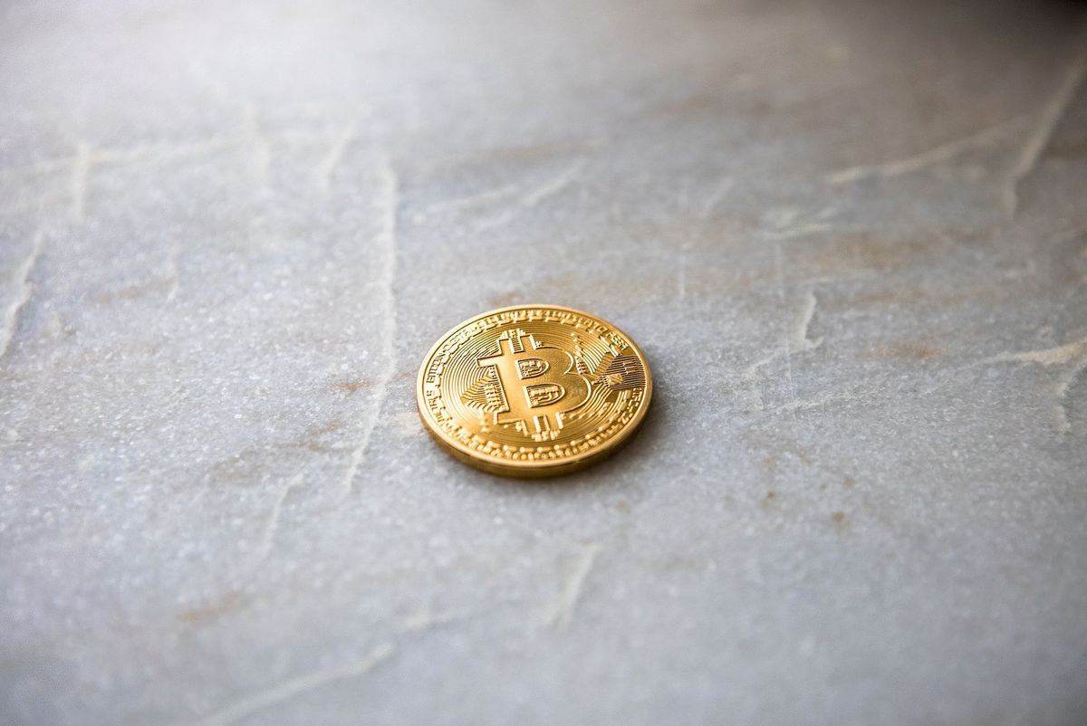 Getting Started With Bitcoin And CryptoCurrencies, A Beginner's Guide